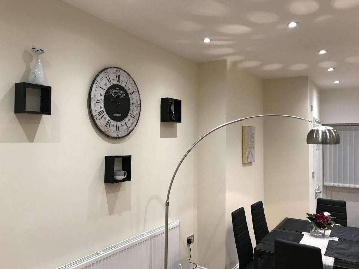 Parliament Guest house 3*