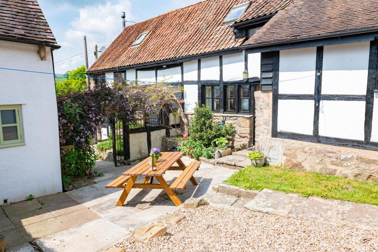 Holiday home The Old Farm Gloucester