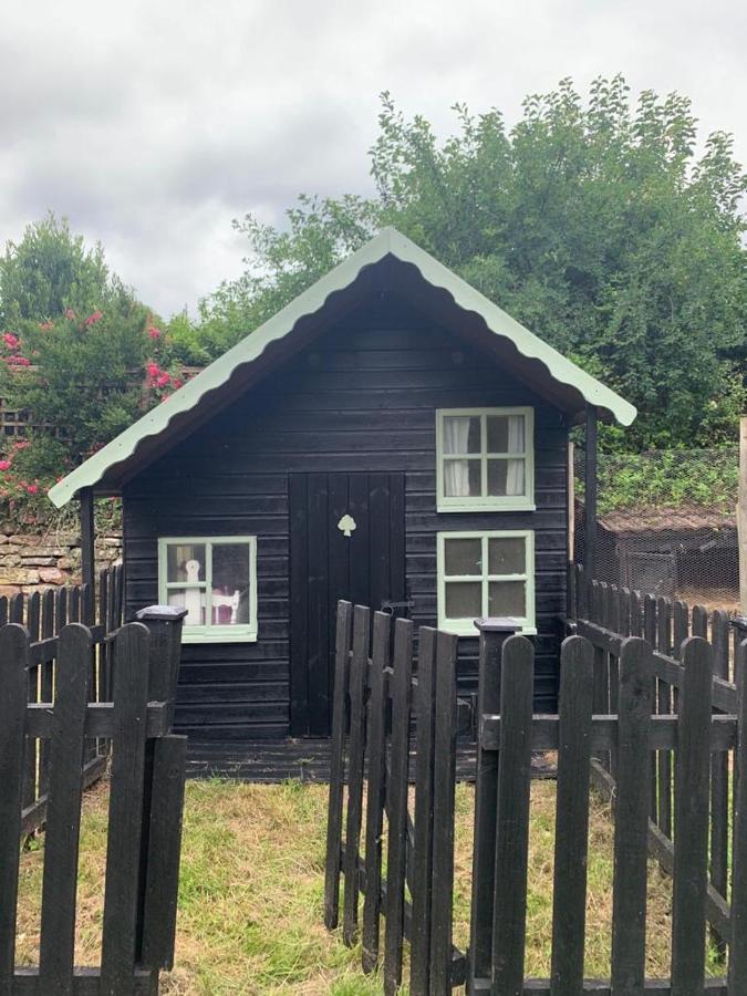 The Old Farm * Gloucester
