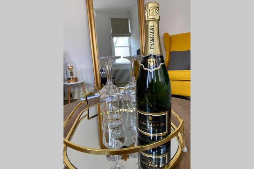 Contemporary Near Quays&docks * Gloucester
