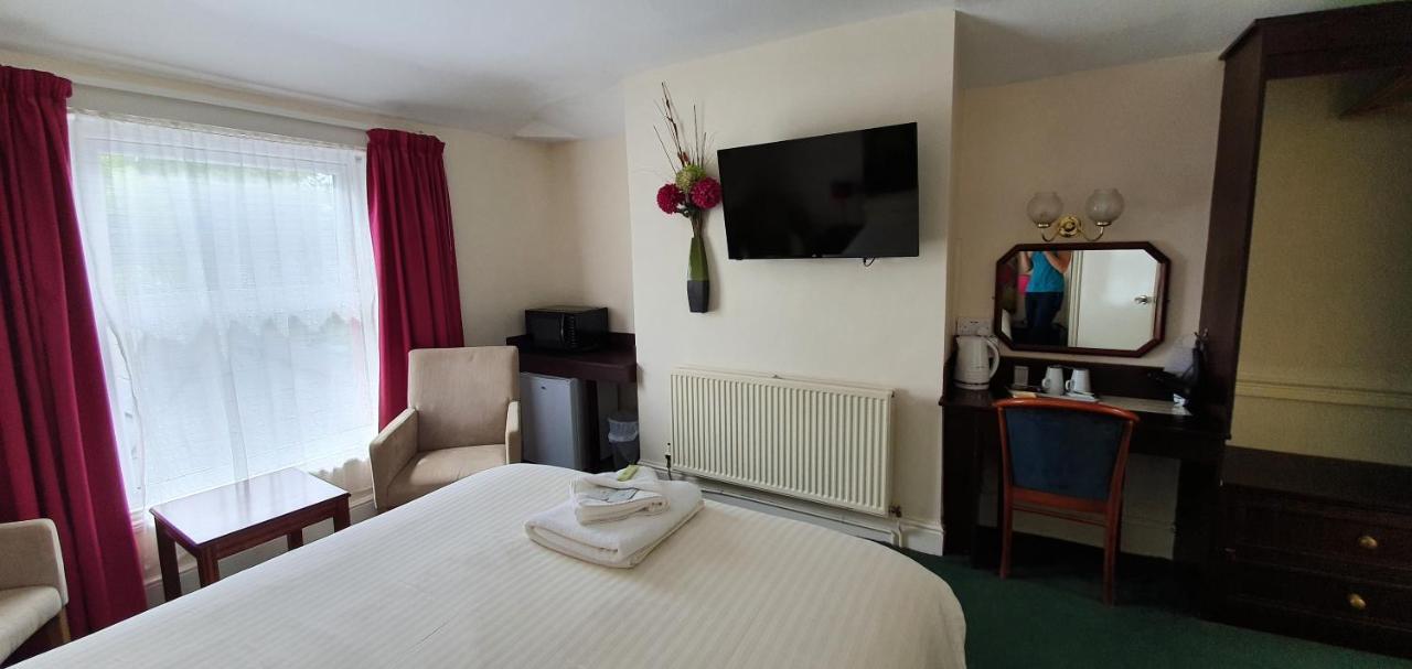 Hotel Edward