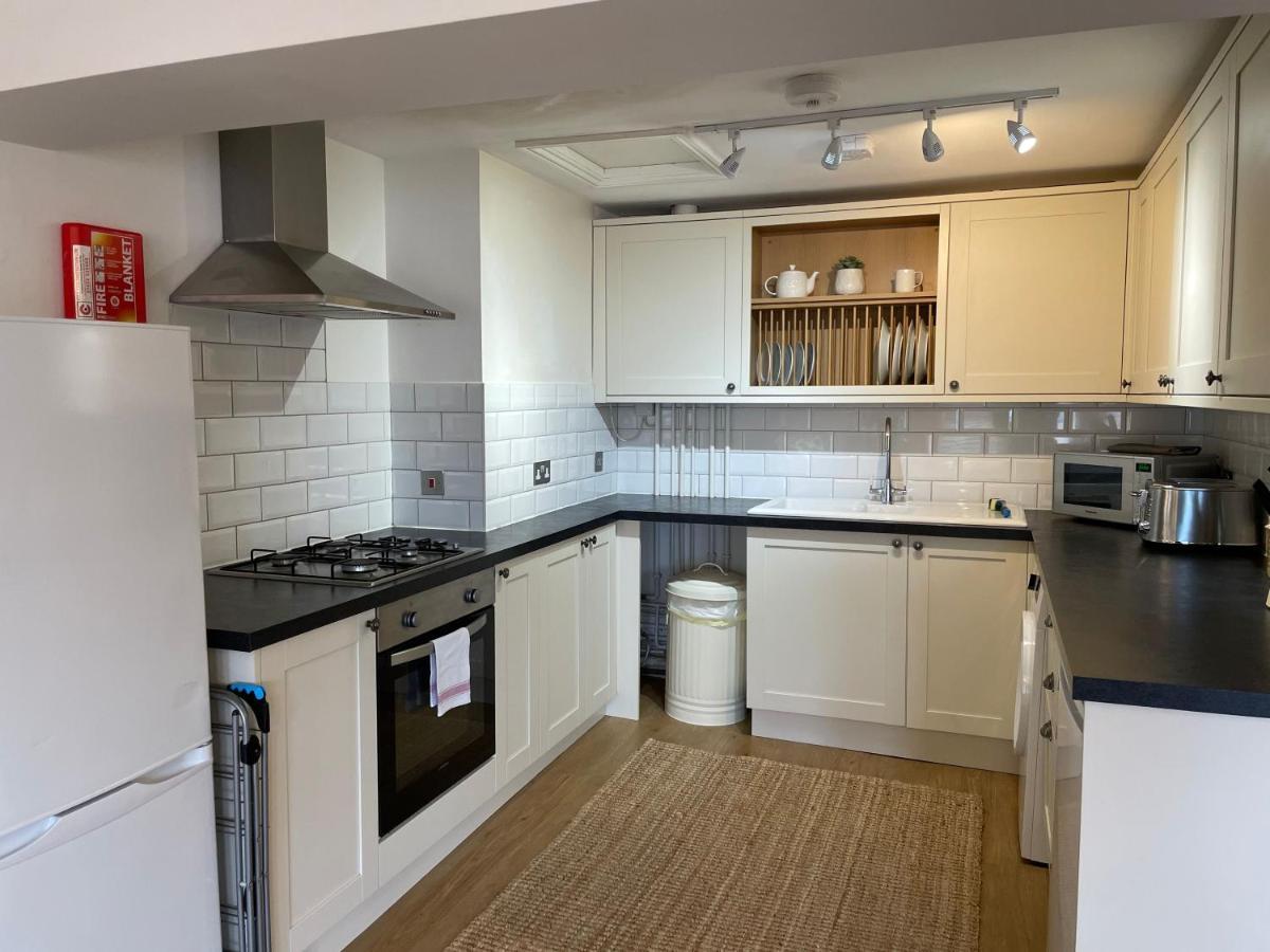 Fresh Close To Quays/docks Gloucester