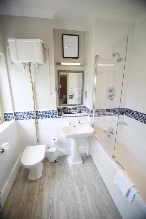 Hotel Mercure Bowden Hall Gloucester