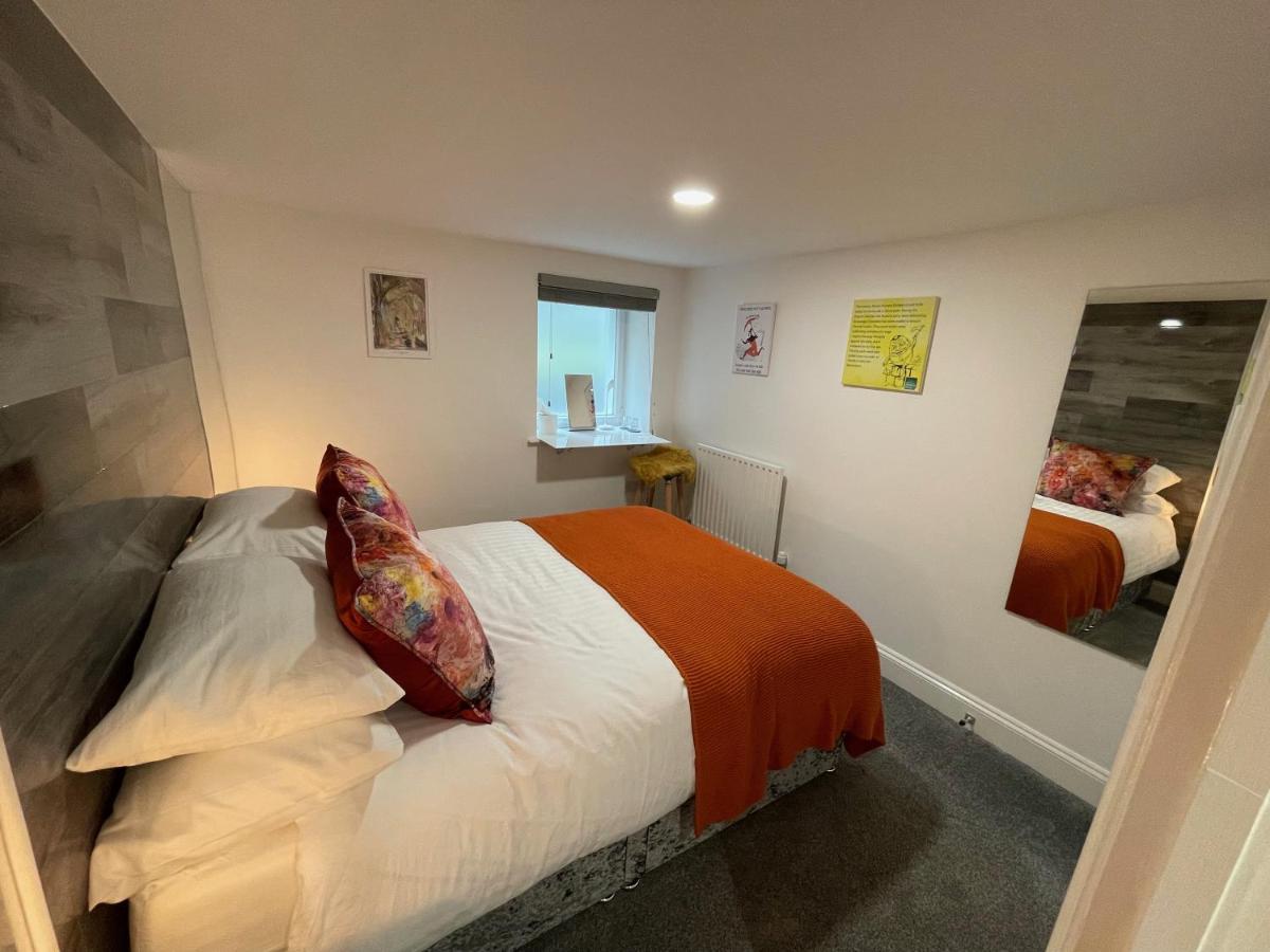 Beautiful Georgian Duplex *