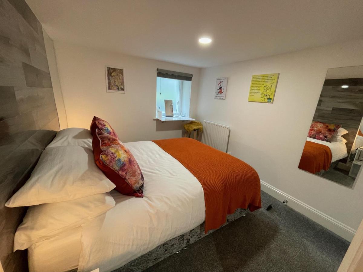 Beautiful Georgian Duplex Apartment Gloucester