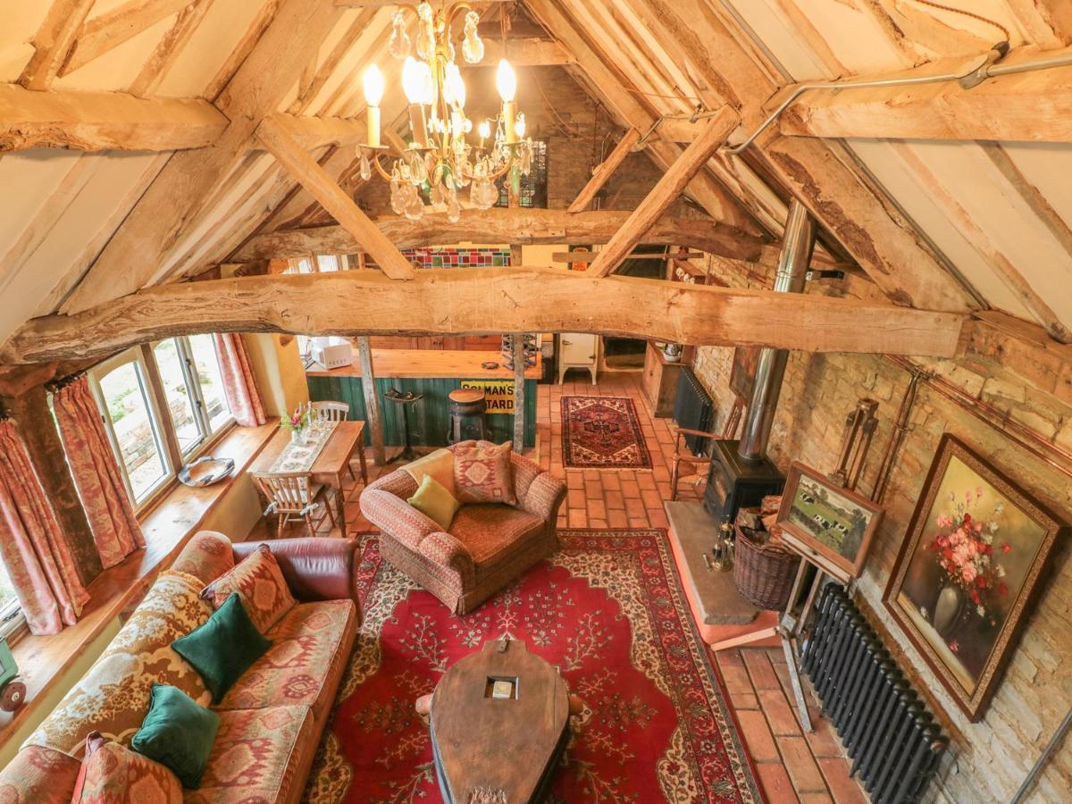Holiday home Jackdaw's Roost Gloucester