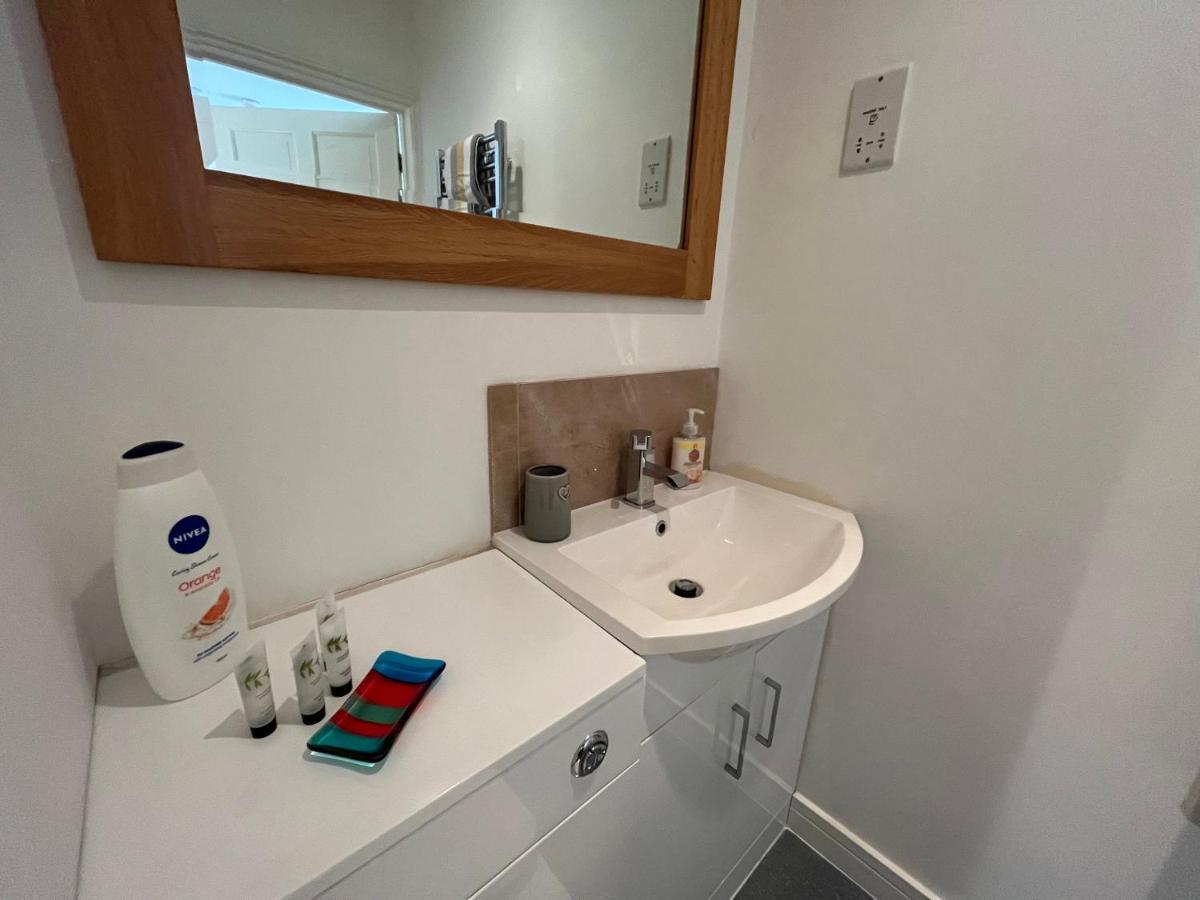 The Ship - Self Catering