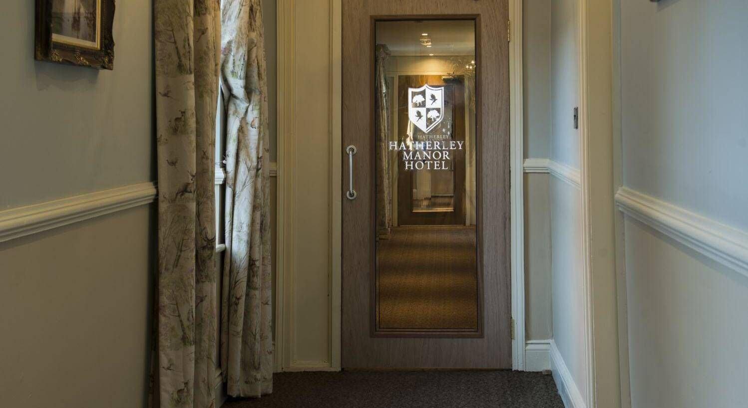 Country house Hatherley Manor &