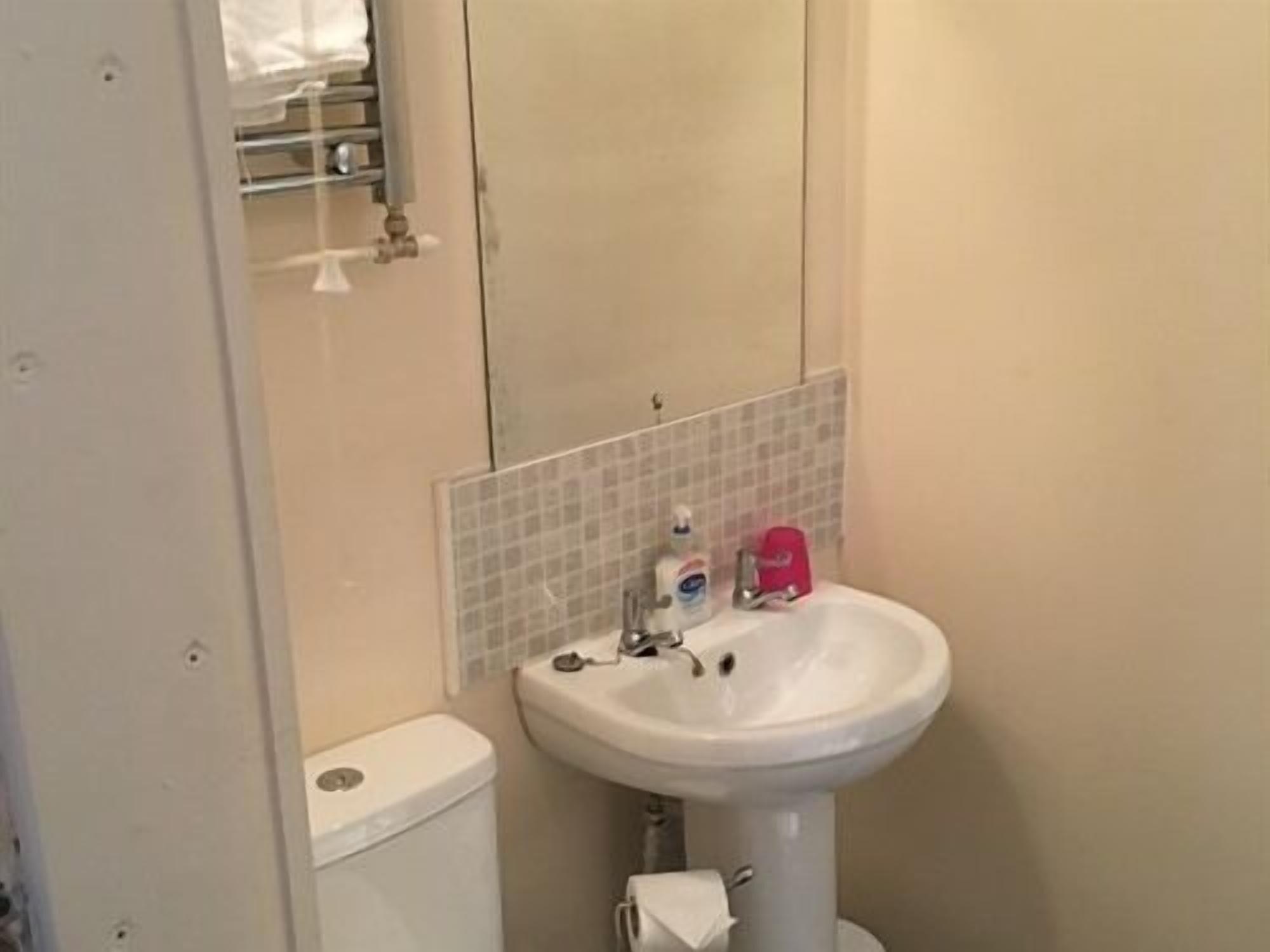 City Lodge Guest House 2*