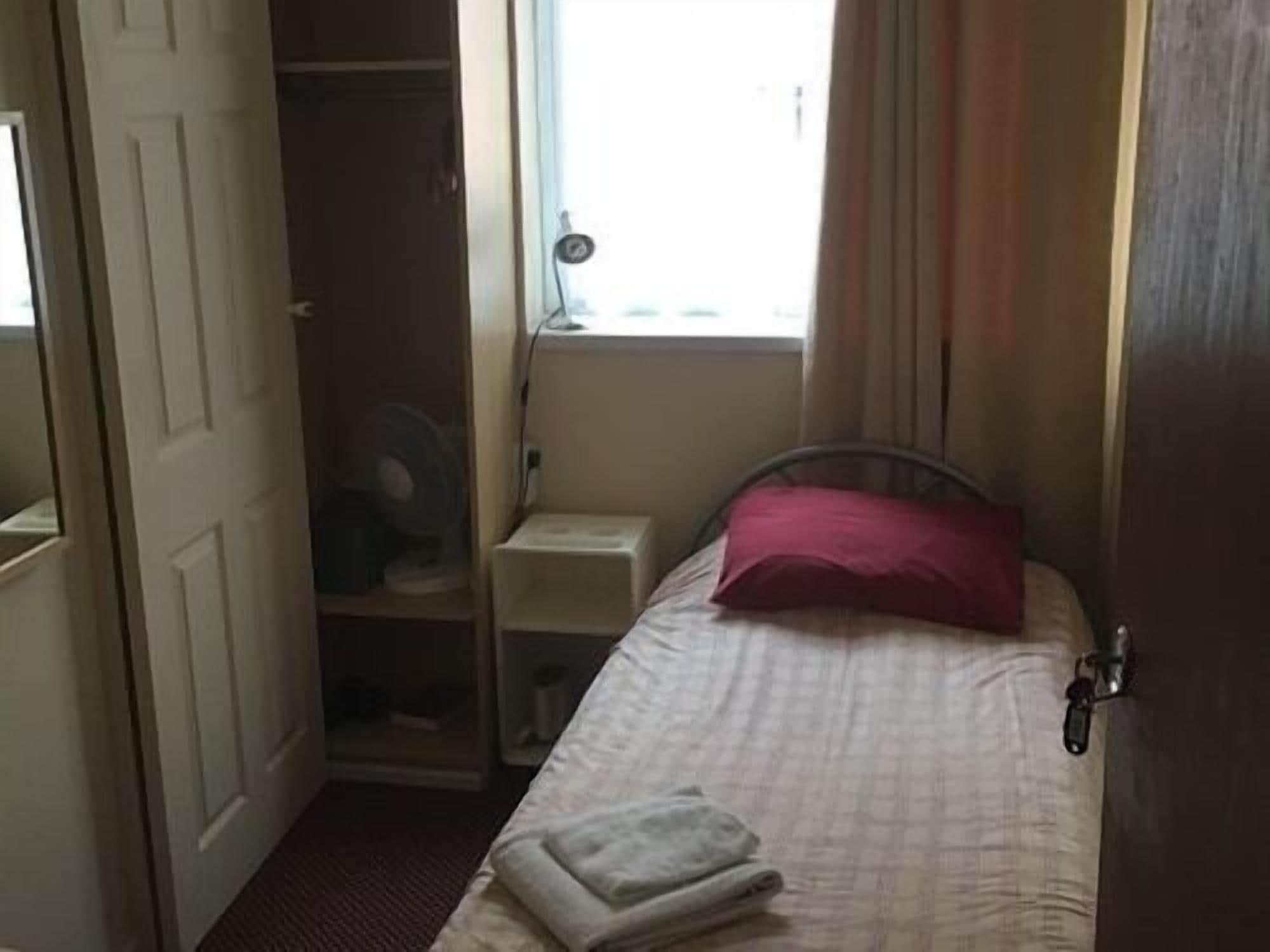 Hotel City Lodge Guest House Gloucester