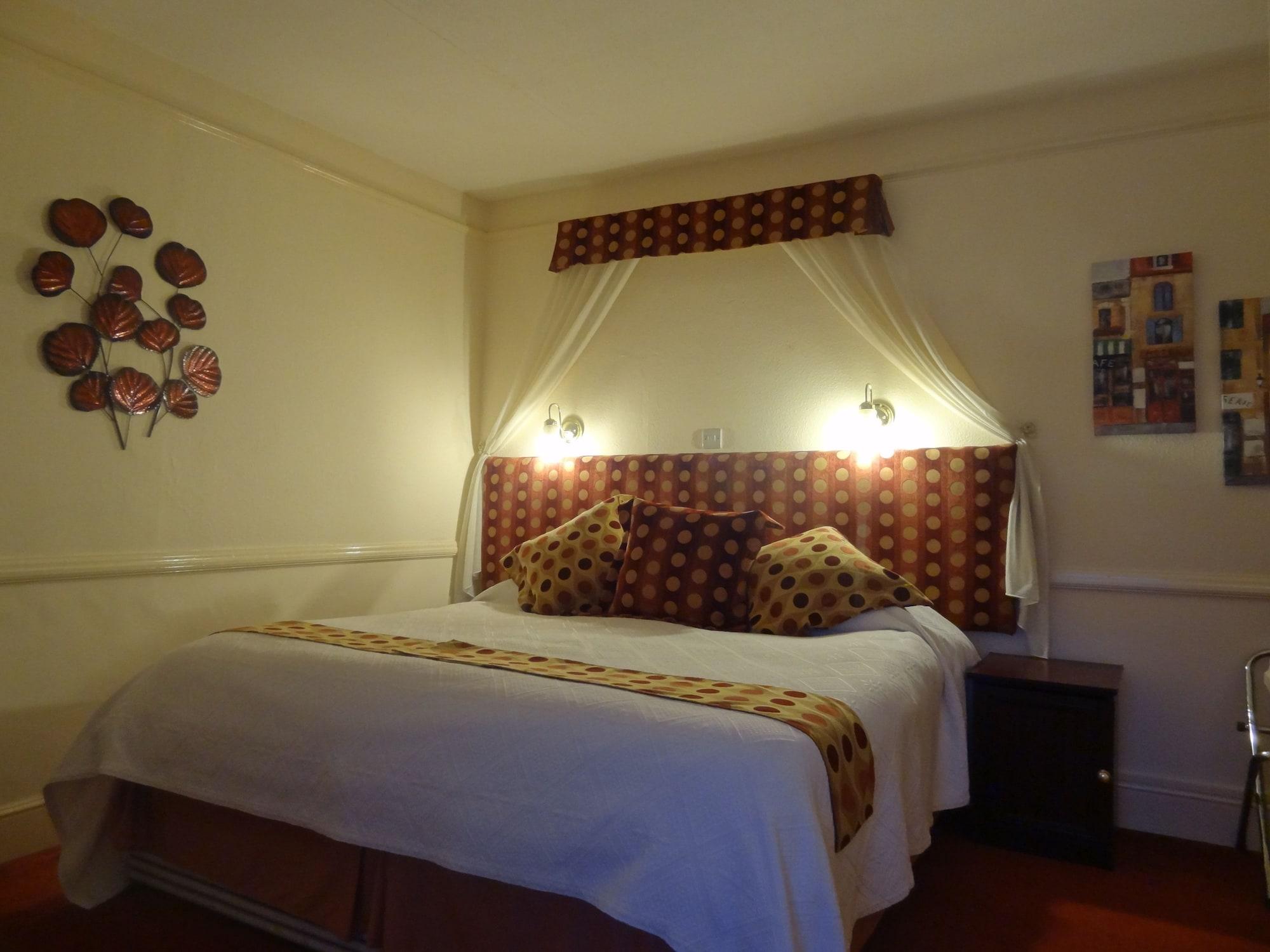 Hotel Edward 2*