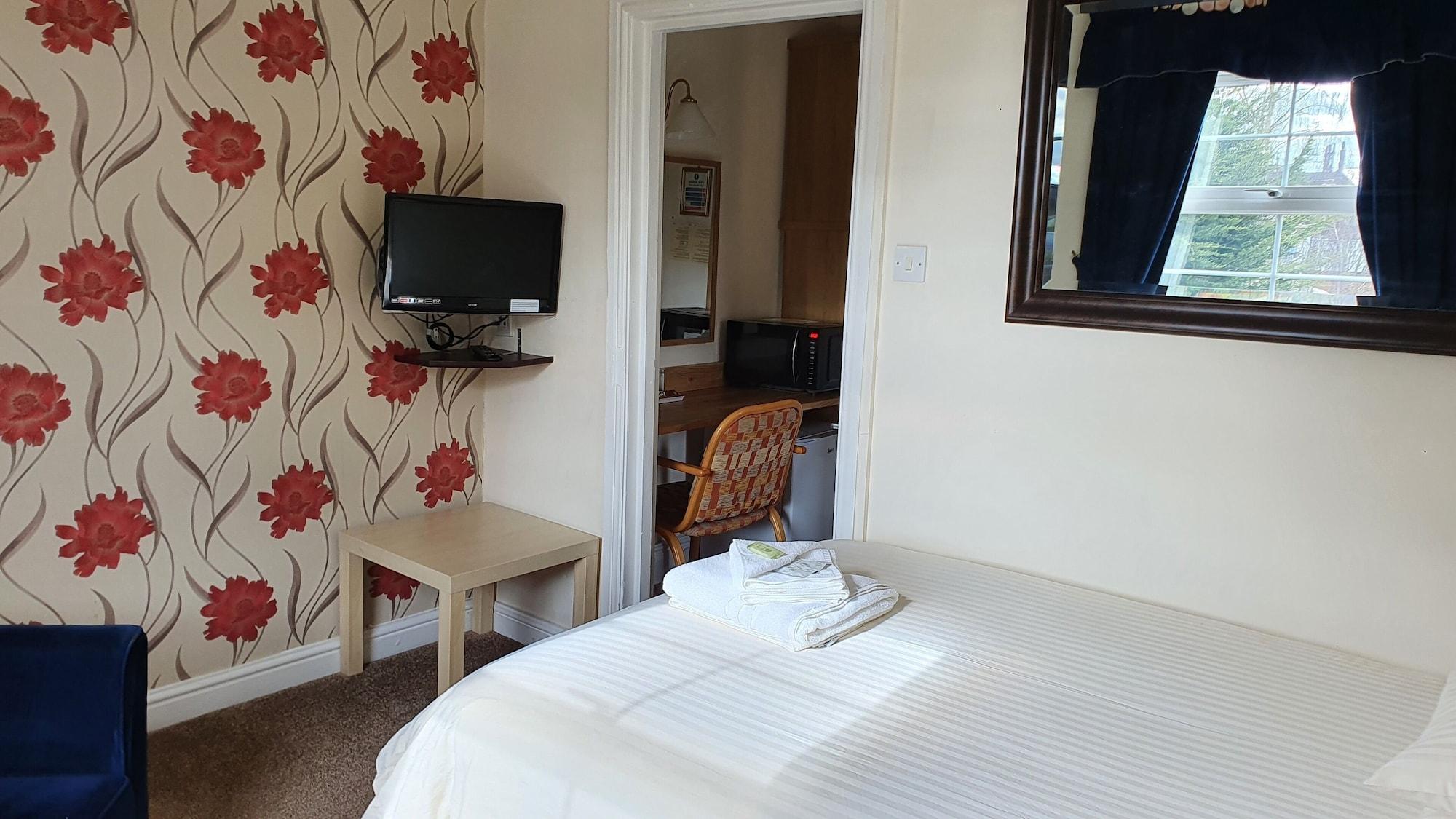 Edward Hotel