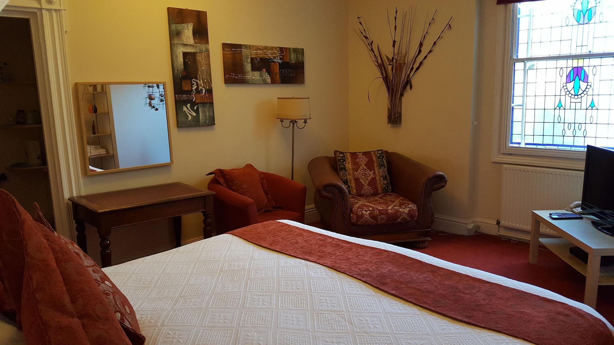 Hotel Edward 2*
