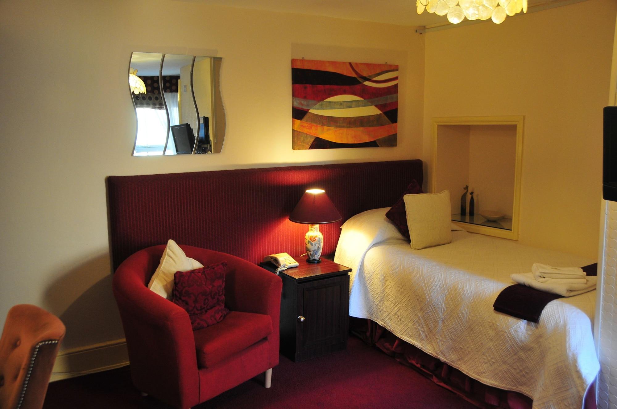 Hotel Edward 2*