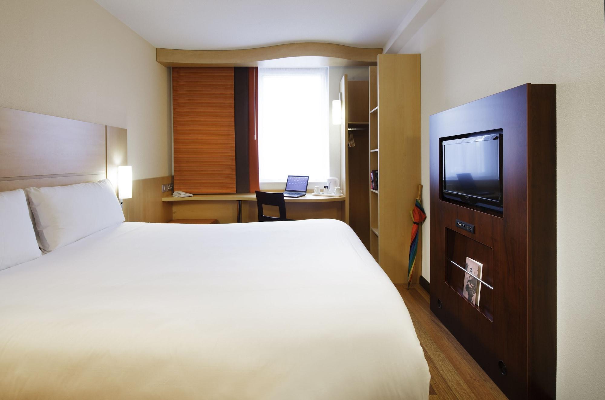 Ibis Gloucester