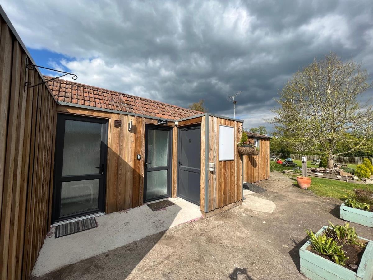 The Ship - Self Catering Inn 3*
