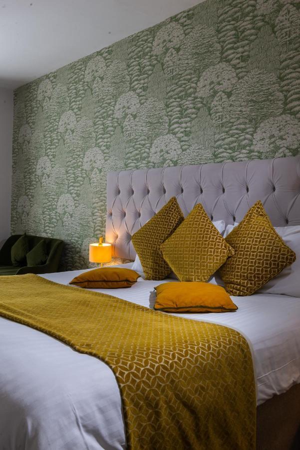 Hatherley Manor &
