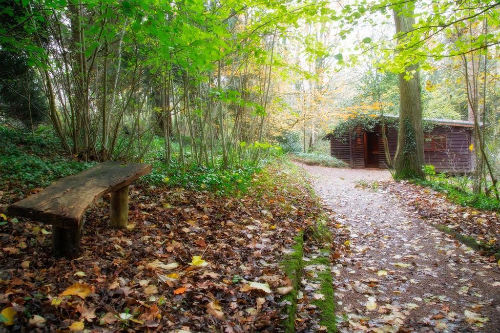 Pinetum Gloucester