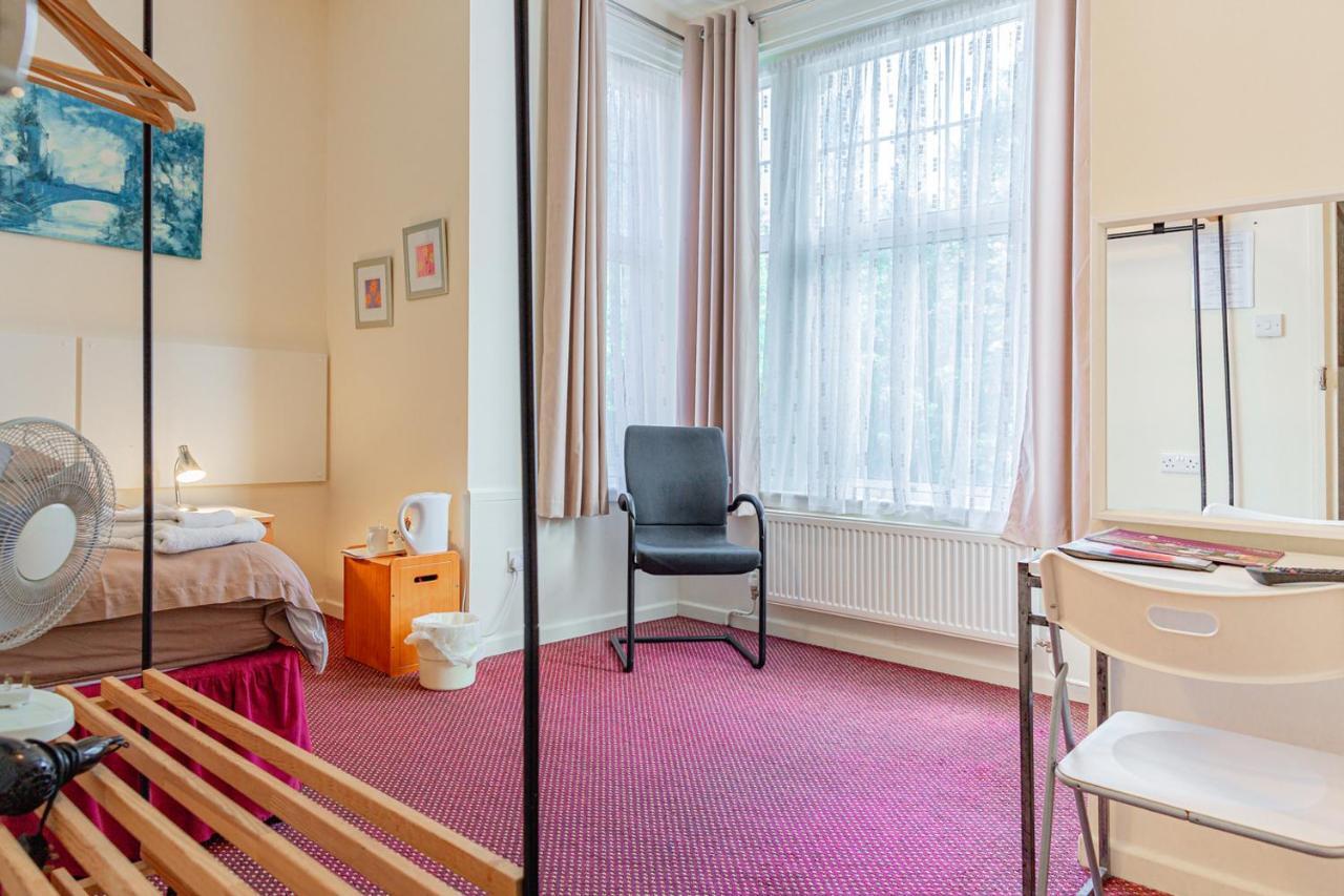 Centre Guest house 2*