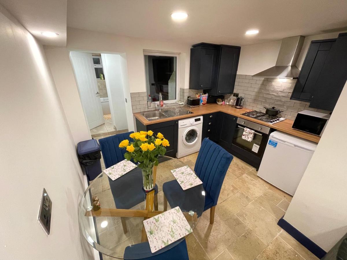 2 Bedroom Cottage Gloucester City Center Gloucester