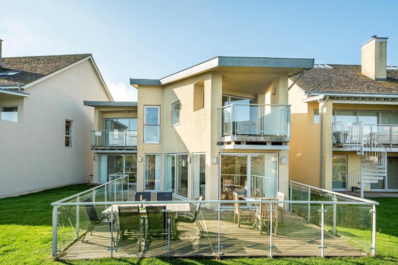 Lakeside Family Friendly Cw99 Holiday home Gloucester