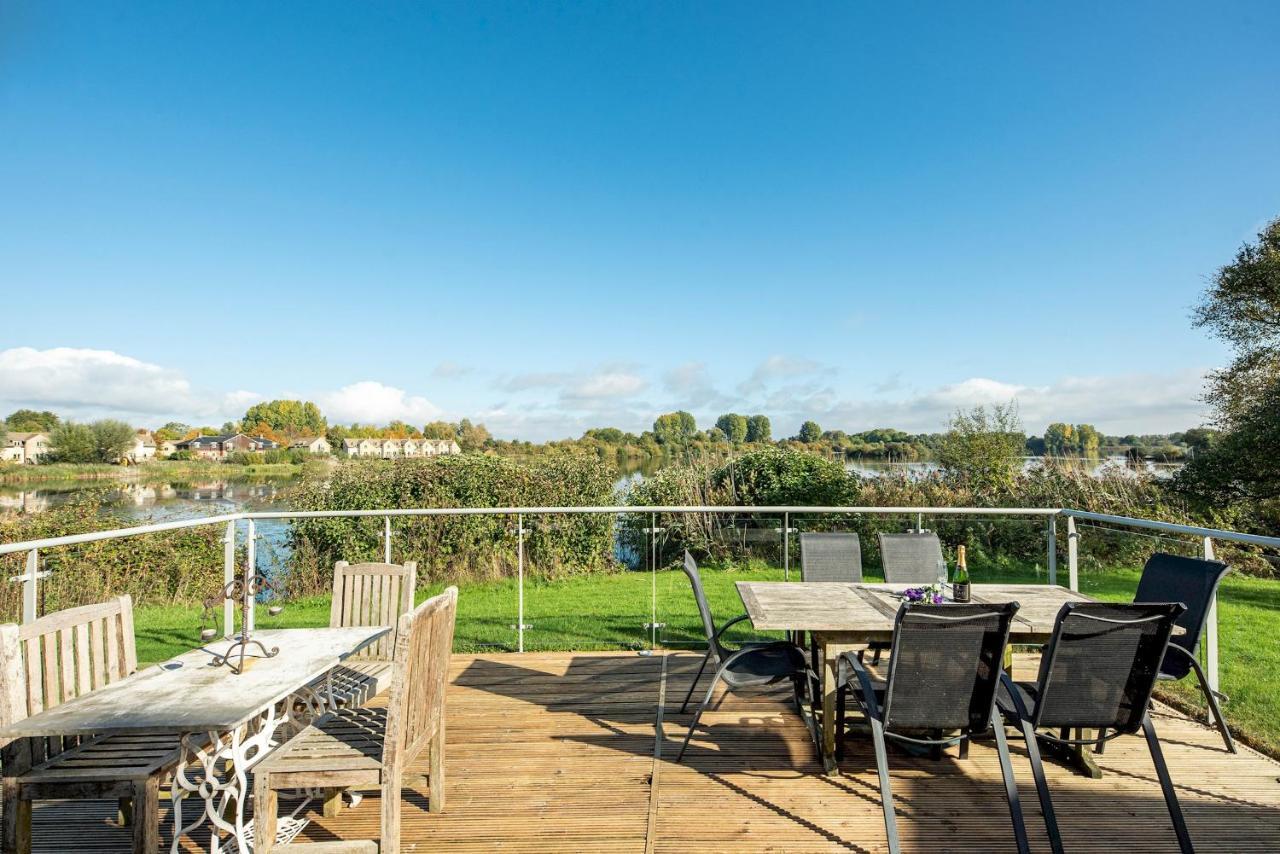 Holiday home Lakeside Family Friendly Cw99
