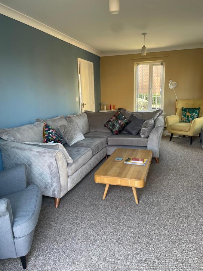 Holiday home Quays Retreat: Spacious 3-bedroom Near The Docks Gloucester