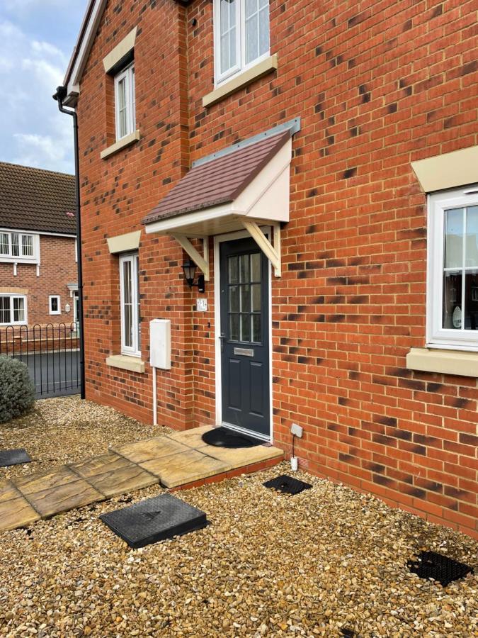 Quays Retreat: Spacious 3-bedroom Near The Docks Gloucester