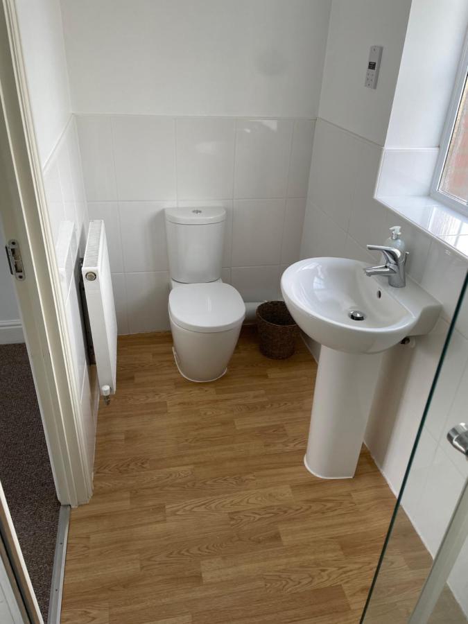 Quays Retreat: Spacious 3-bedroom Near The Docks Holiday home Gloucester