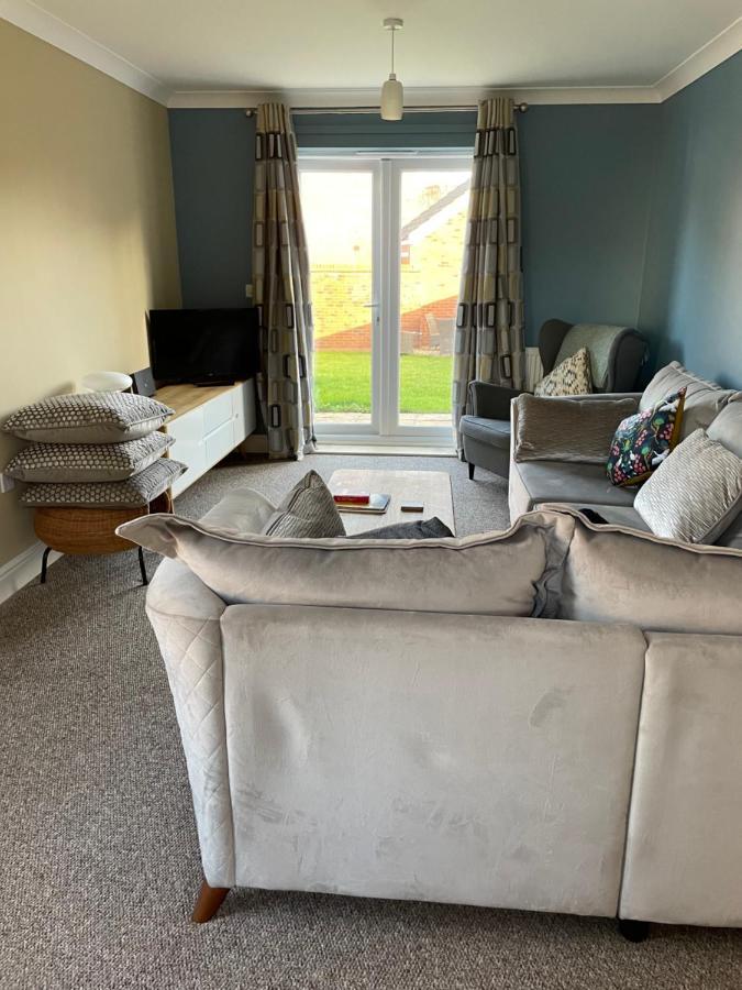Holiday home Quays Retreat: Spacious 3-bedroom Near The Docks *