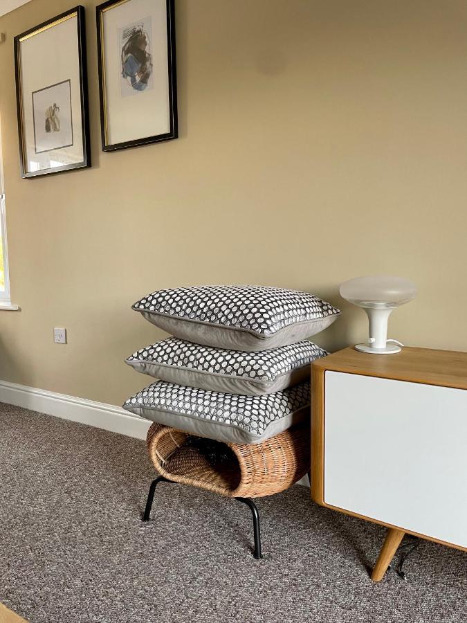 Quays Retreat: Spacious 3-bedroom Near The Docks Holiday home *