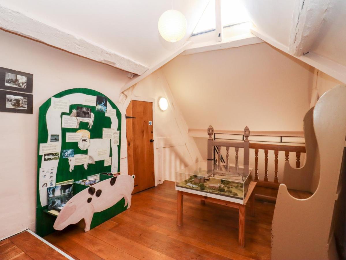 Wick Court Farm Holiday home *