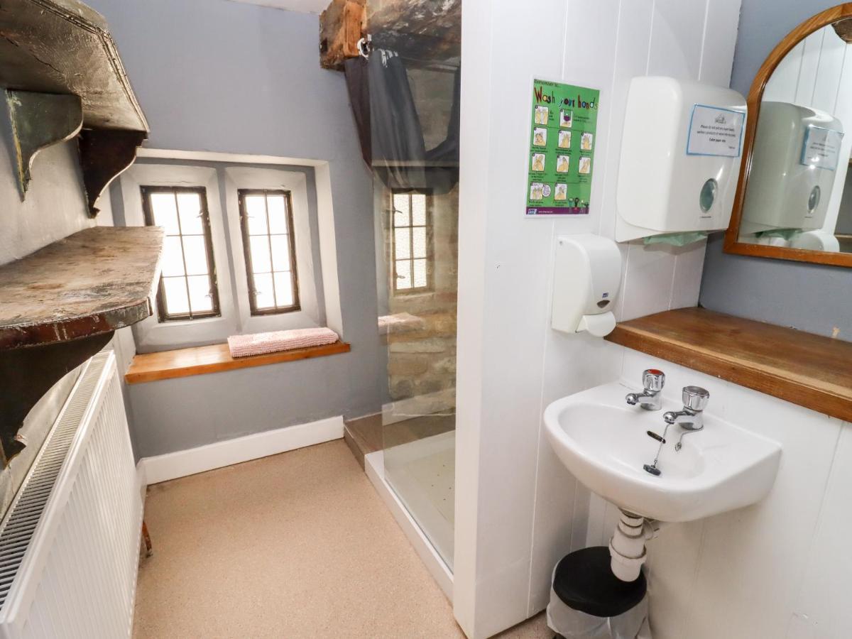 Holiday home Wick Court Farm