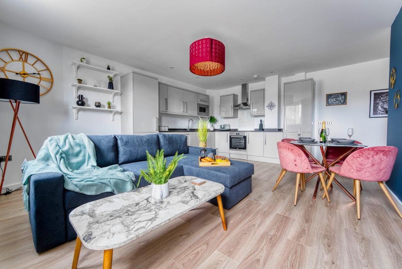 The Post House Two By Fortuna * Gloucester