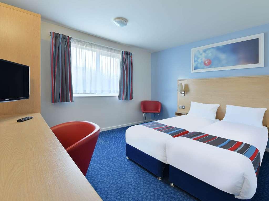 Travelodge Stonehouse