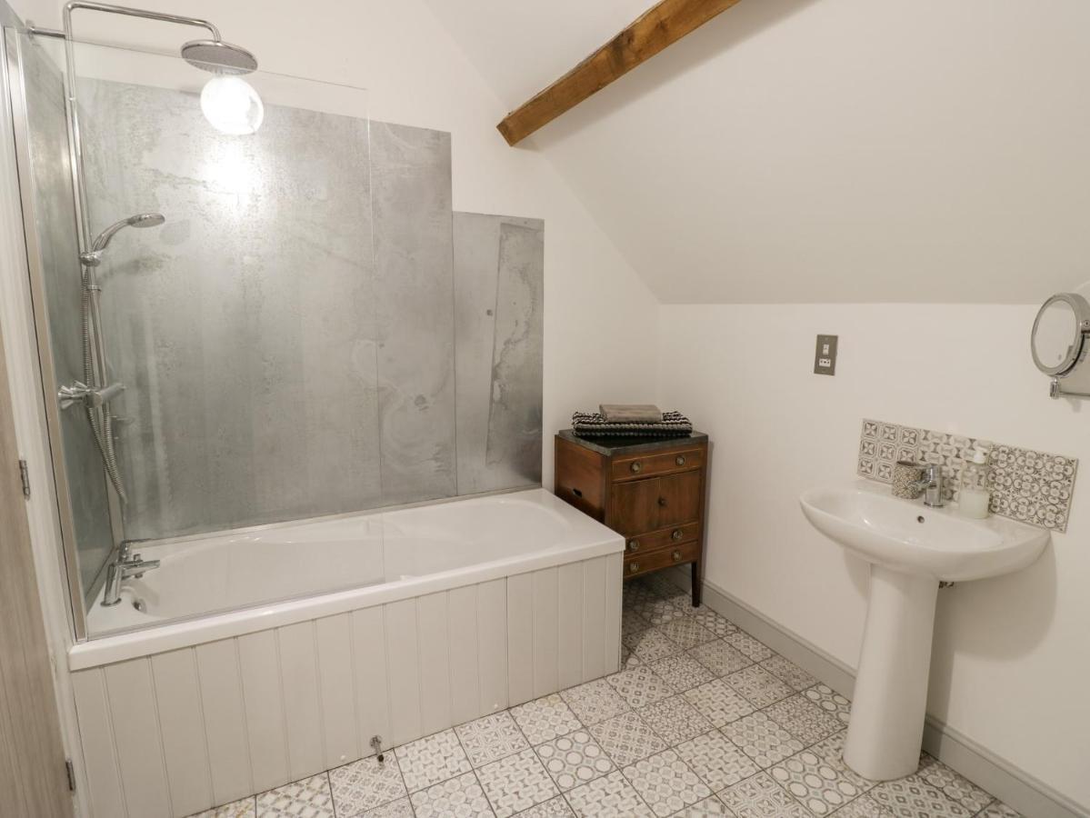The Cart Arms Holiday home Gloucester