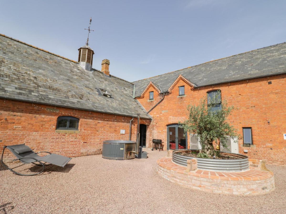 The Cart Arms Holiday home Gloucester