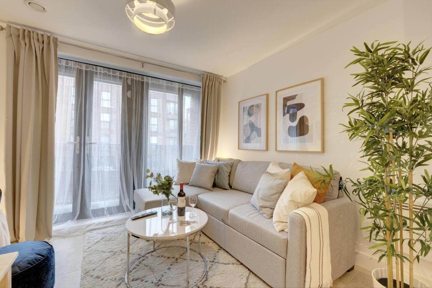 Lovely Flat In Kiln Close With Free Parking Apartment