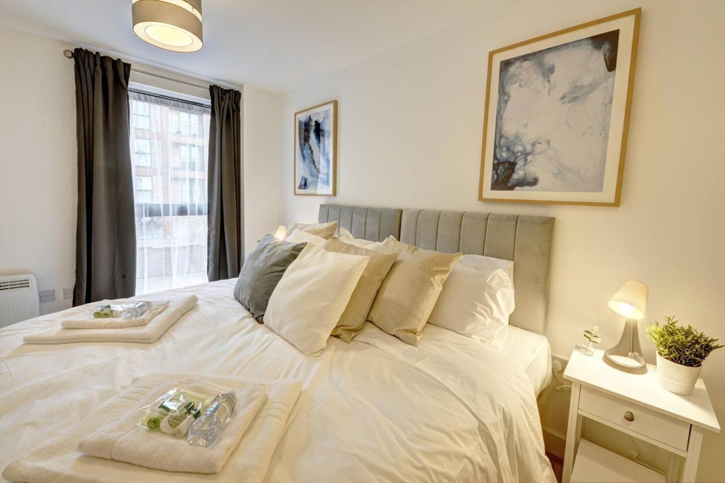 Lovely Flat In Kiln Close With Free Parking Apartment Gloucester