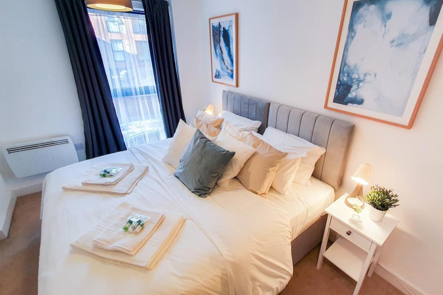 Apartment Lovely Flat In Kiln Close With Free Parking Gloucester