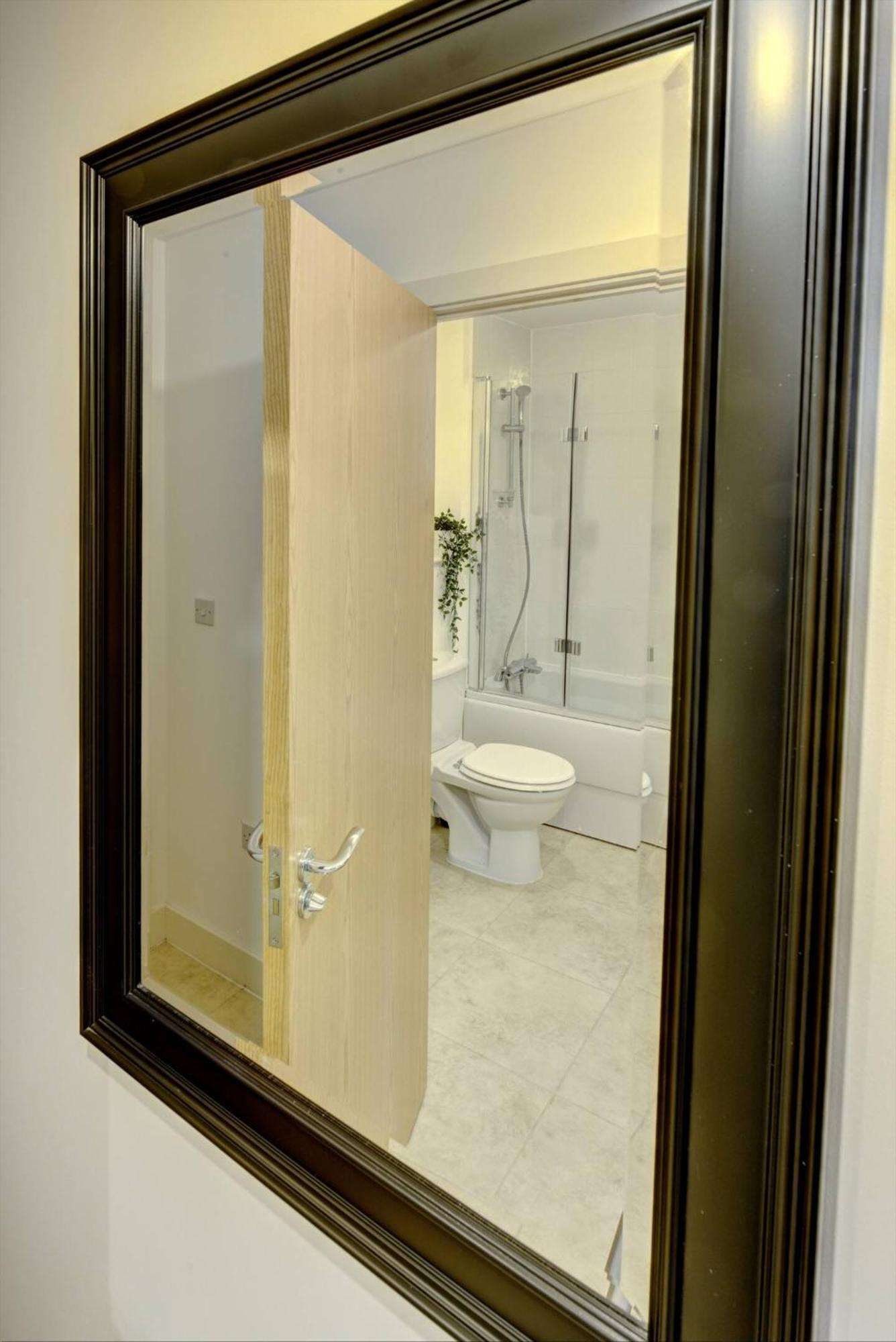 Apartment Lovely Flat In Kiln Close With Free Parking