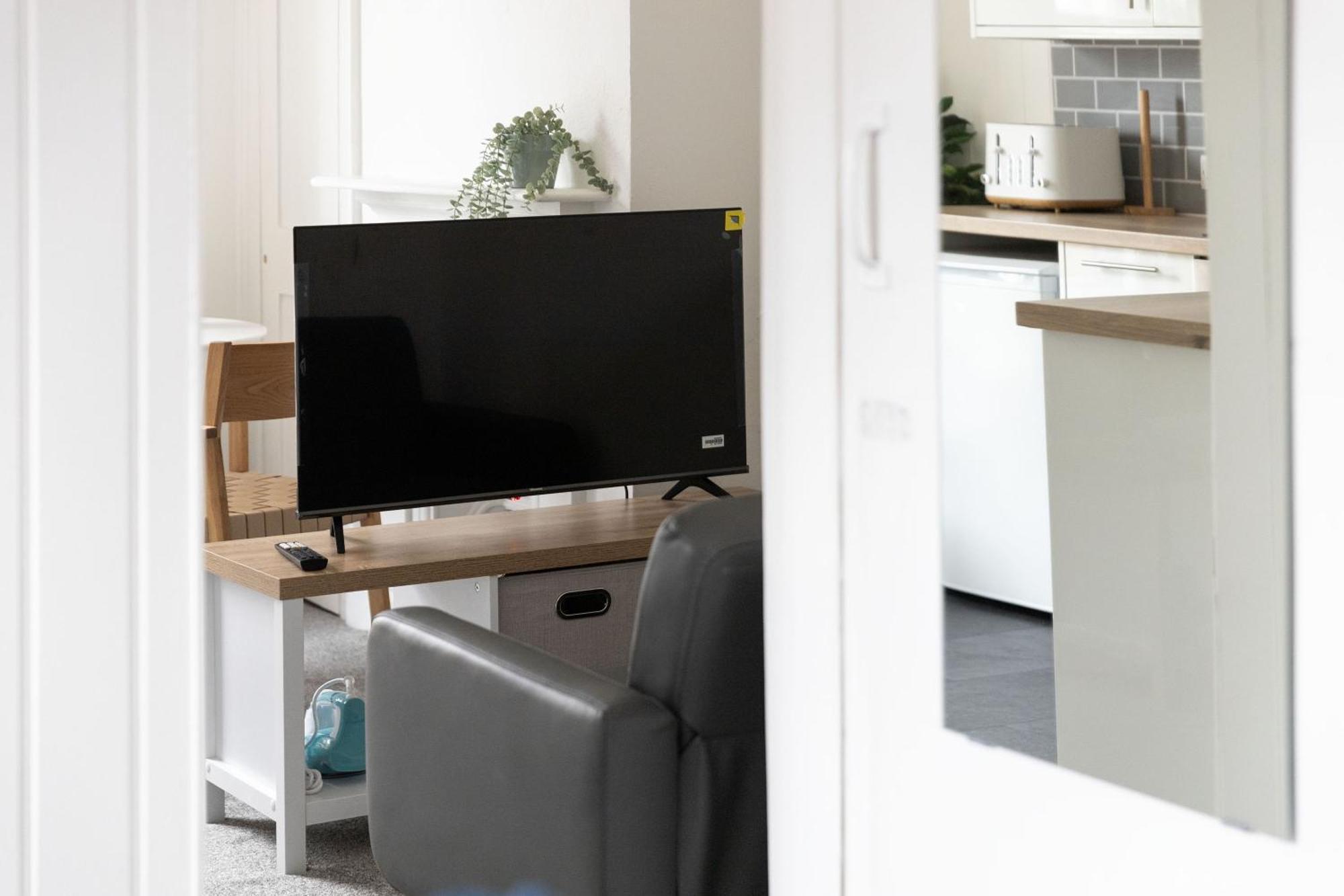 Serviced Apartment