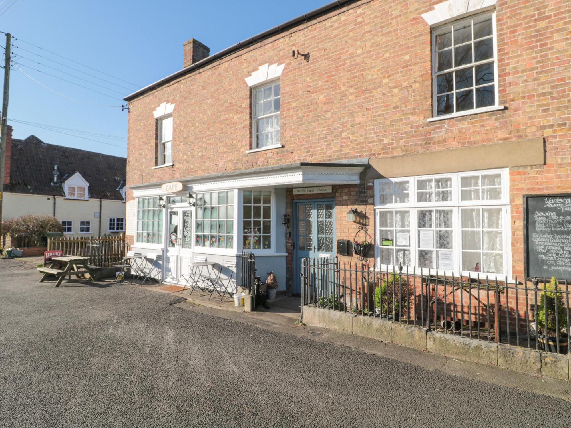 Wards Court 1 Apartment Gloucester