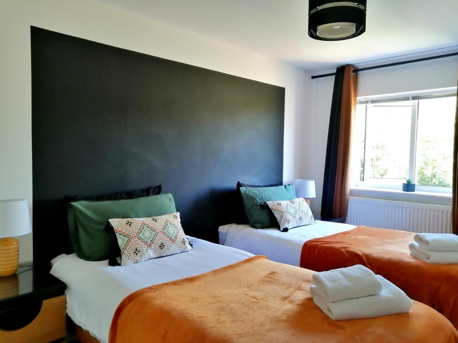 Apartment Brockeridge Stylish 2Br Home In Peaceful Area - Easy M5 Access & Free Parking By Suitely Gloucester