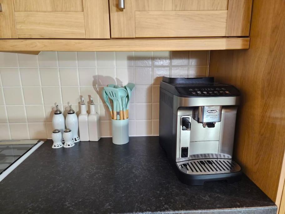 Holiday home Gilpin 4bedroom Wifi, Parking, Netflix, Garden Gloucester