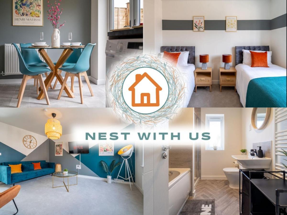 Huge Weekly & Monthly Savings - Free Parking - Wi-fi & Netflix *