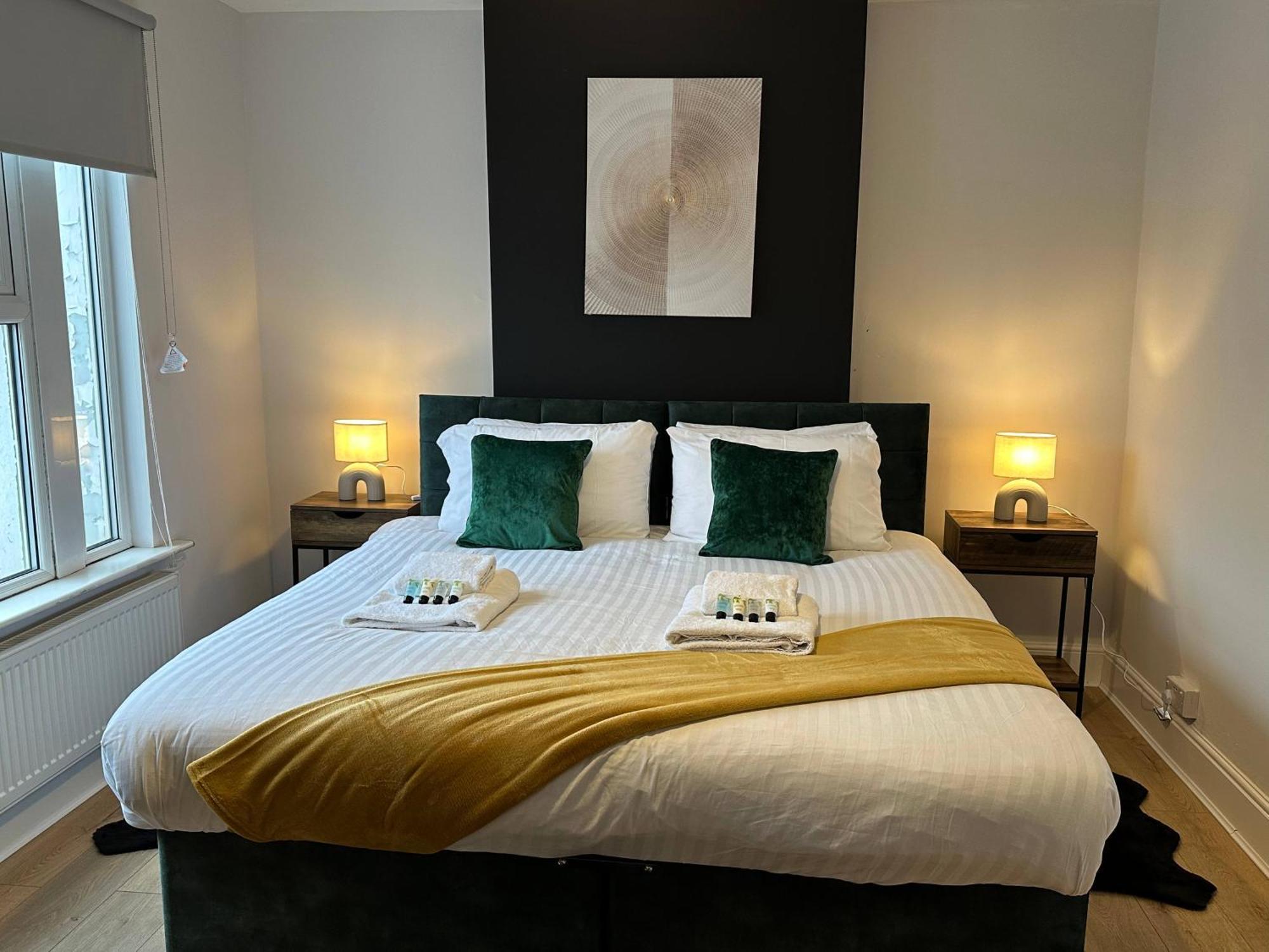 3 Bed Chill Glouc Free Parking Holiday home Gloucester