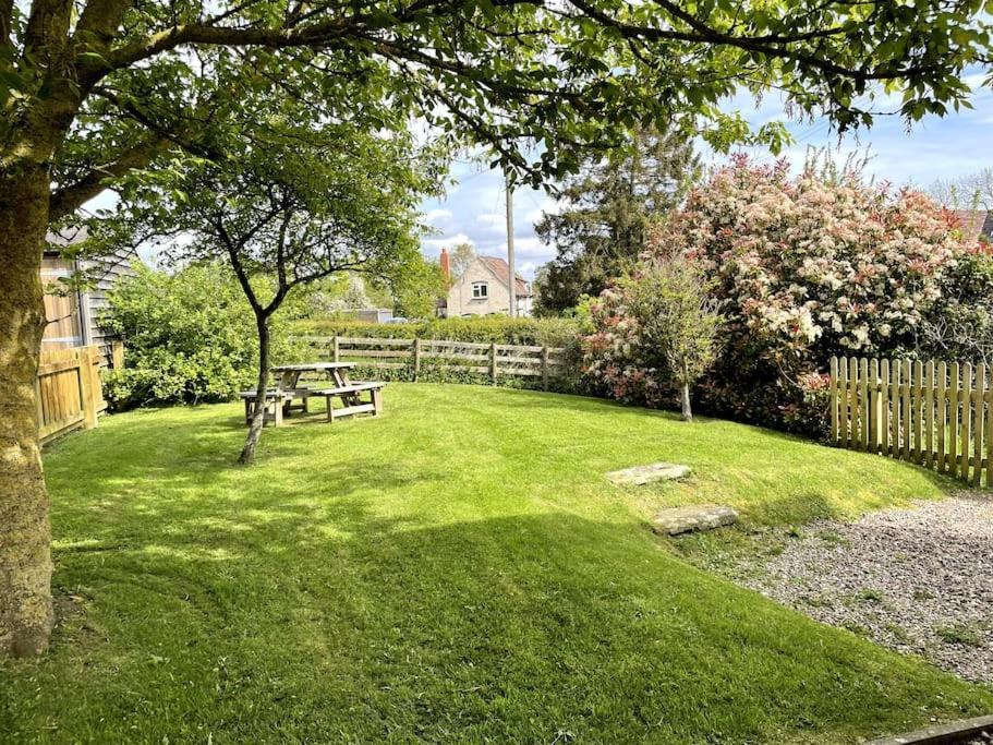 At The Butchers Arms Holiday home *
