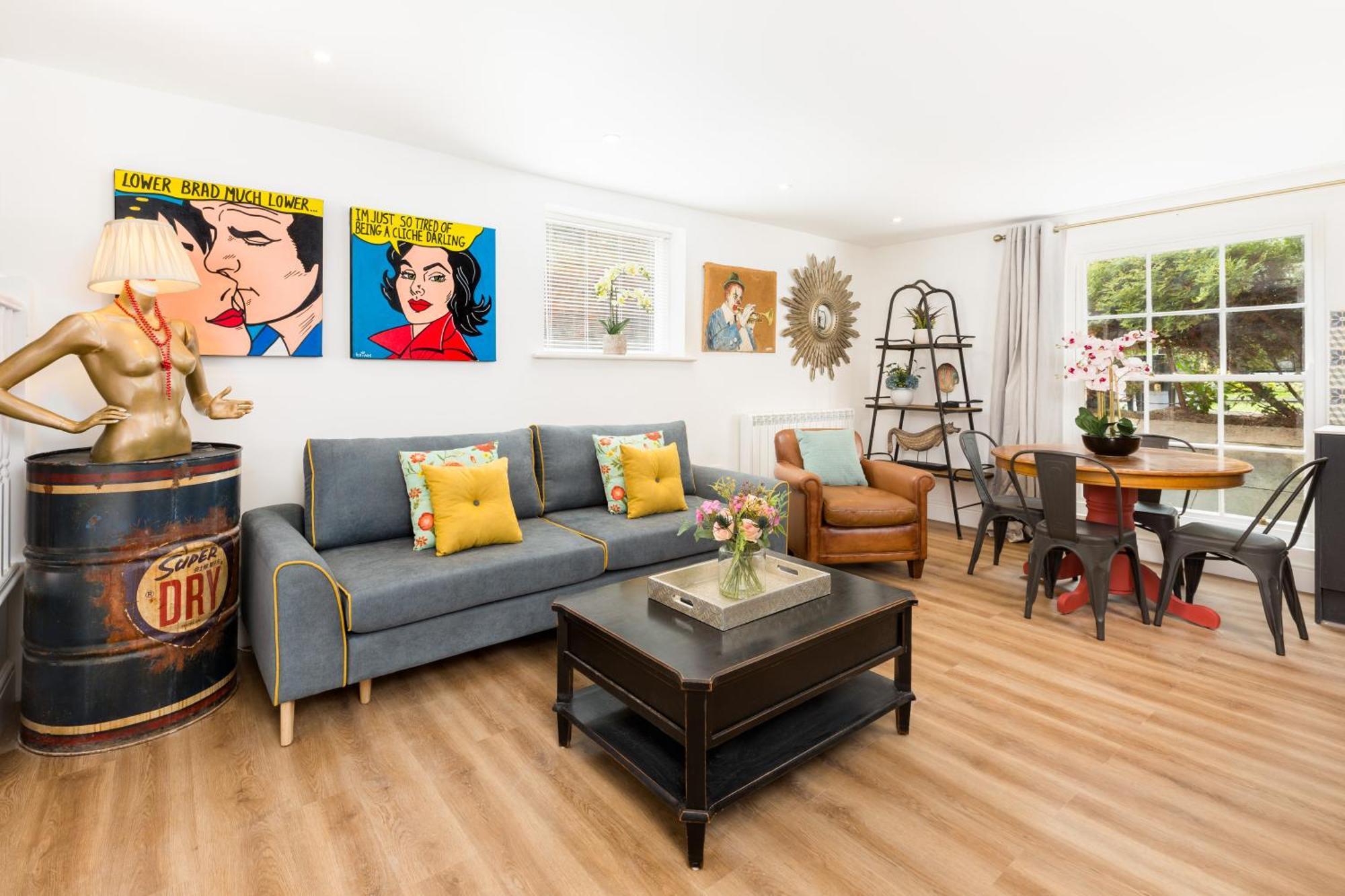 2 Apartment Gloucester