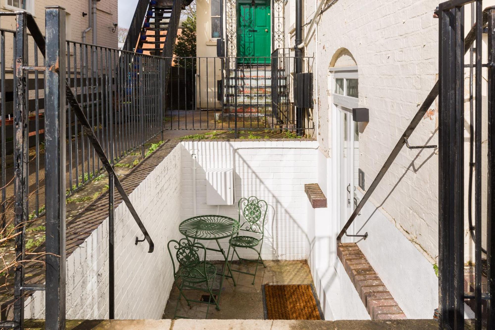 2 Apartment